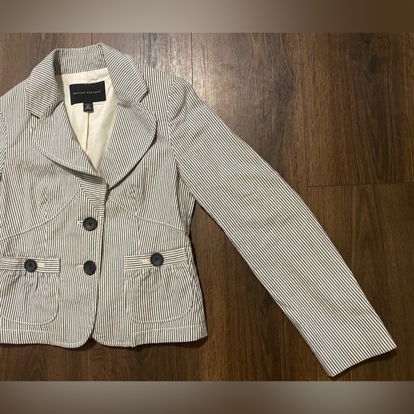 Women’s Banana Republic Blue Pin Stripe White Blazer Jacket 2P - Picture 2 of 12
